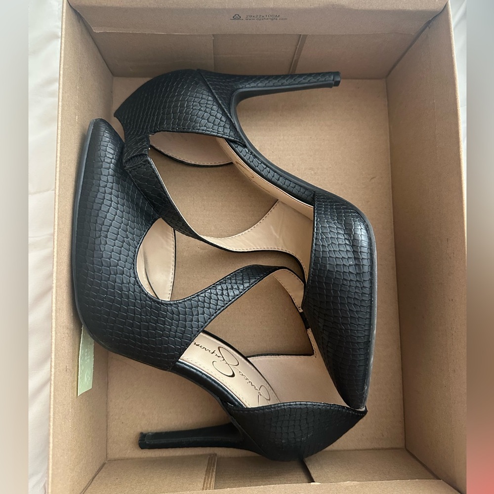 Jessica Simpson Black Textured Pointed Toe Slingback Pumps - Picture 2 of 7